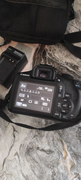 Тяло Canon 1300D