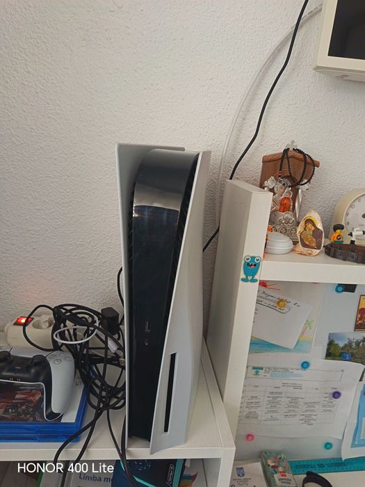 Vând  PS5 perfect funcțional