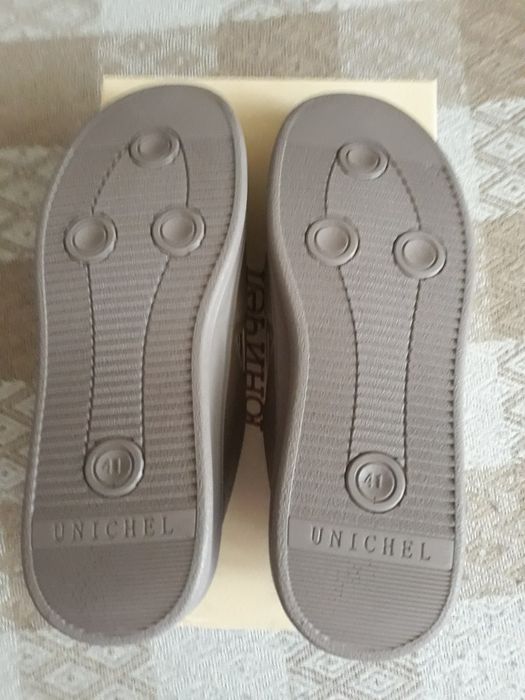 Продам   мужскую  обувь