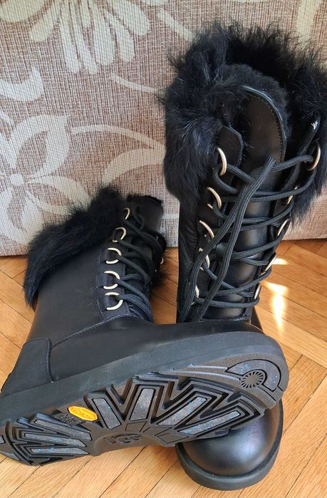 ЧИСТО НОВИ оригинални ботуши UGG Aya Waterproof