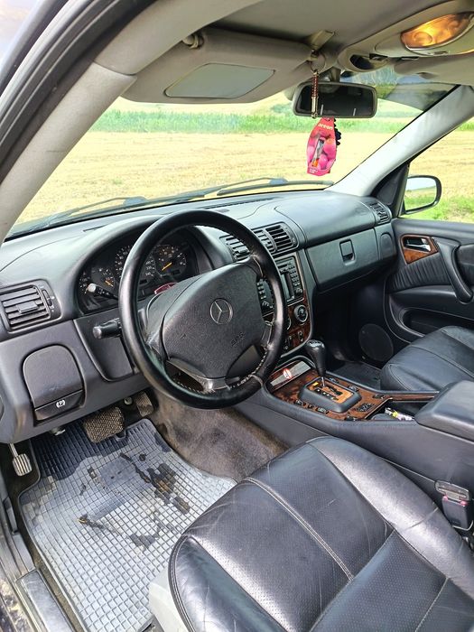 Mercedes Benz ML 270