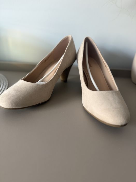 Обувки и чанти  по 10лв/5€