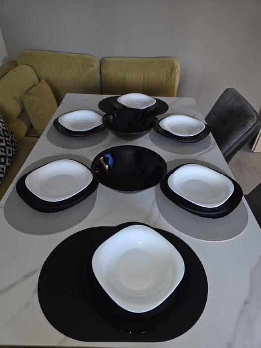 Сервиз за хранене 36 части и две големи купи