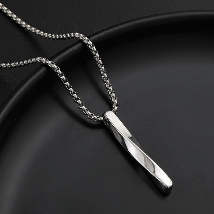 Серебряная цепочка с элегантной спиралью!