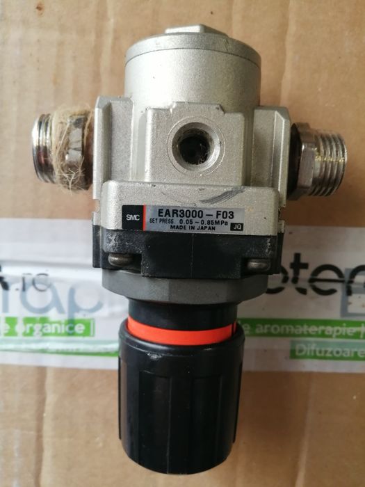 SMC EAR 3000 - 03 Pneumatic Regulator, Made in Japan
