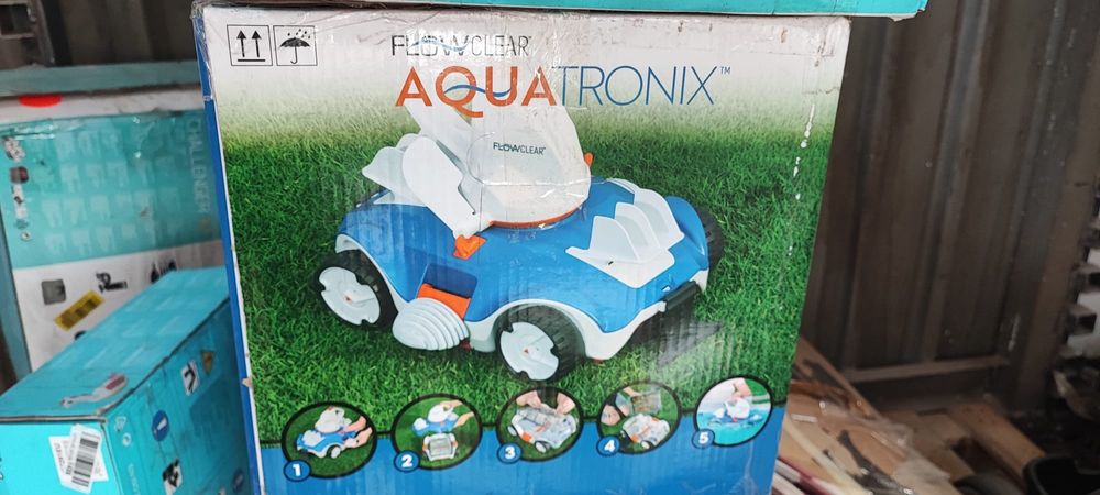 Vand Robot piscina BestWay AquaTronix