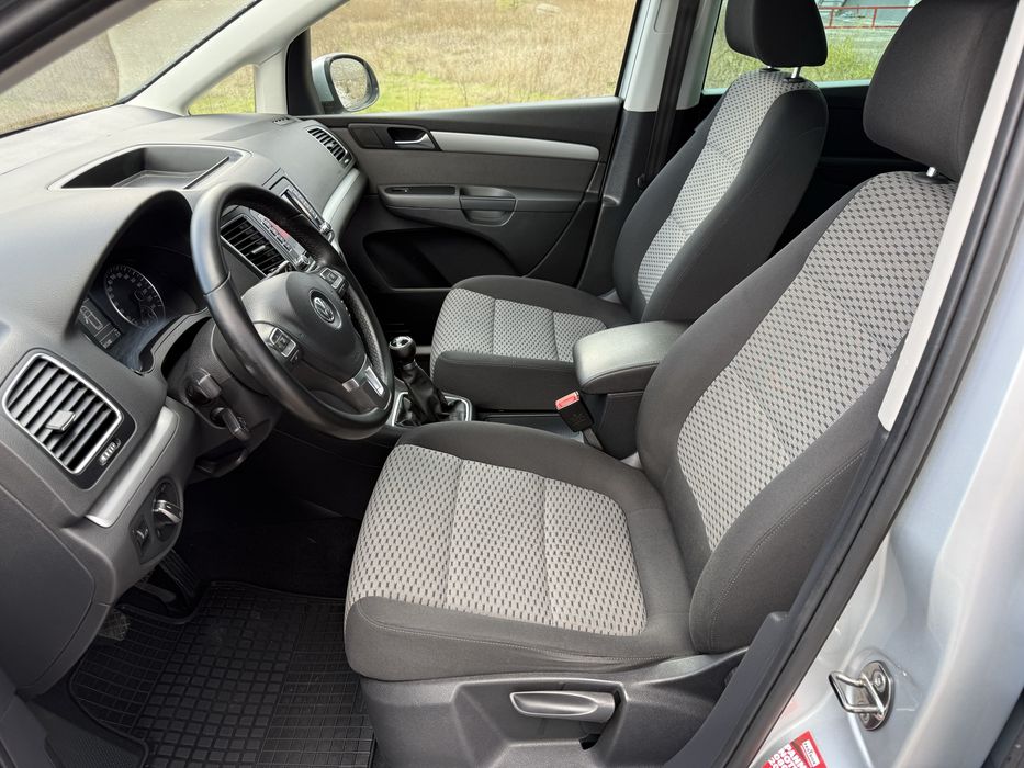 VW Sharan 2.0 TDI / LED / NAVI