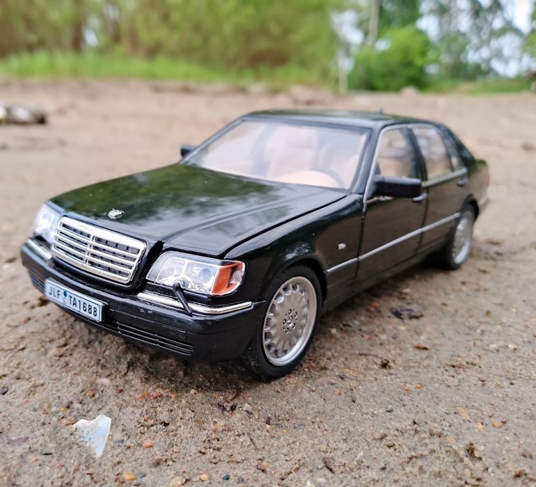Мерседес S320 и Mersedes E 300