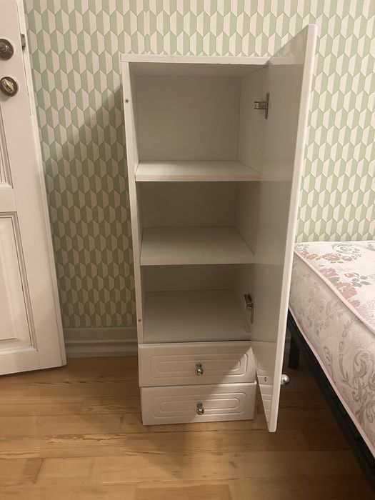 Шкаф / туалетный шкафчик