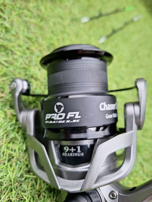 Set 2 lansete Pro FL Royal Feeder m  plus 2 New Pro Fl LA 5000