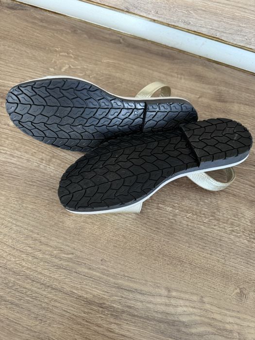 Златни сандали естествена кожа ръчно правени 37 номер