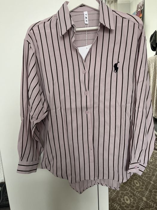 Рубашка поло.