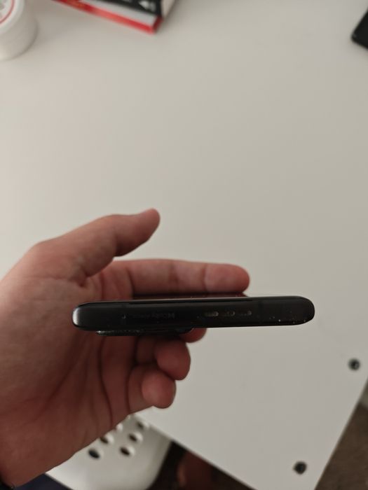 Vând Motorola edge 40 pro