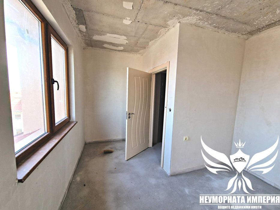 Продавам нов тристаен 146кв.м. 5ет. в гр.Асеновград, кв.Баба Тонка