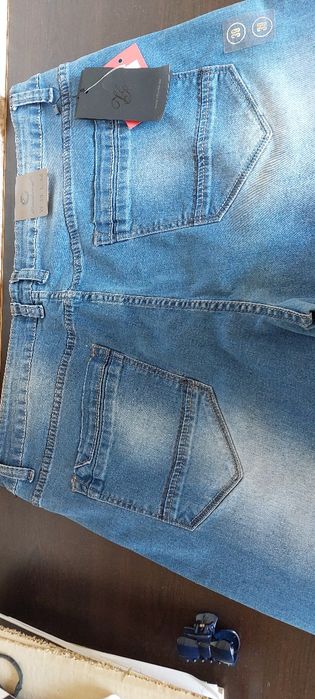 Мъжки дънки прави