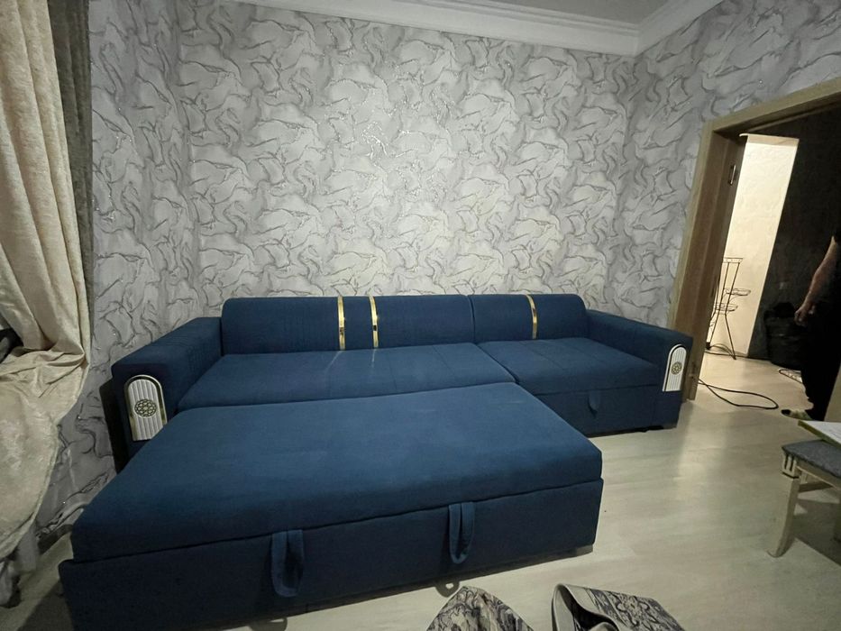 Продается диван! Для гостиной