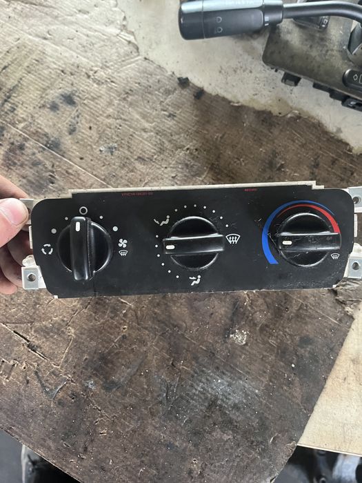 Panou/butoane caldura Ford Transit 2006-2011