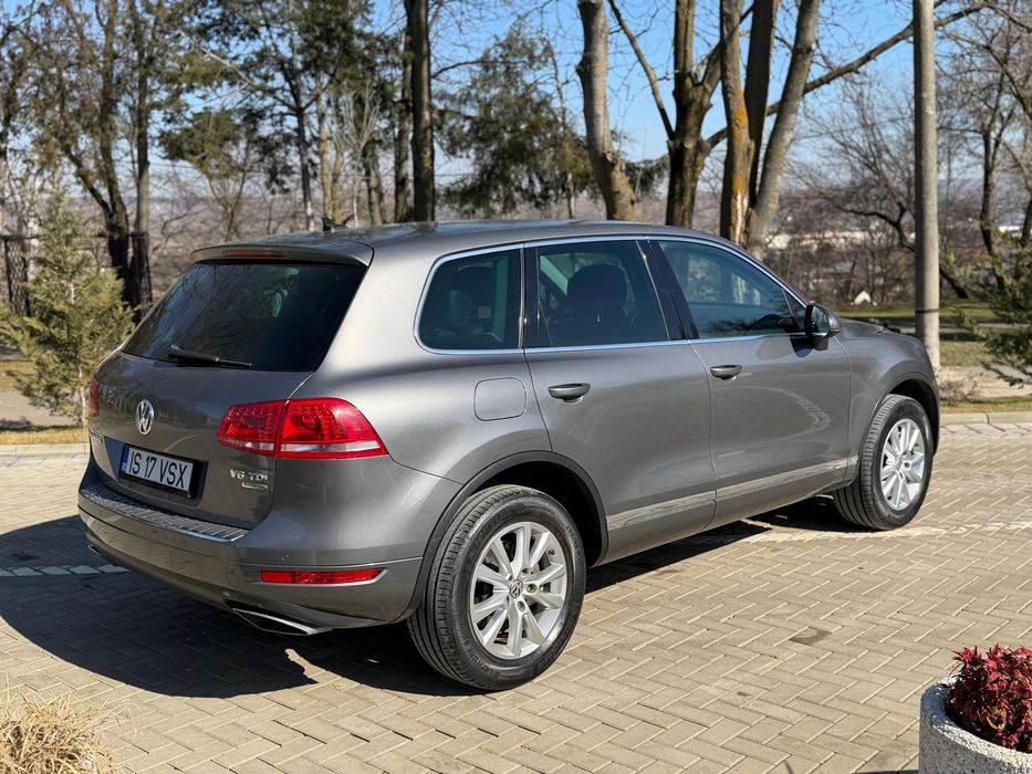 Vw Touareg 2014 - piele/ Led/camere 360 - anvelope noi Michelin