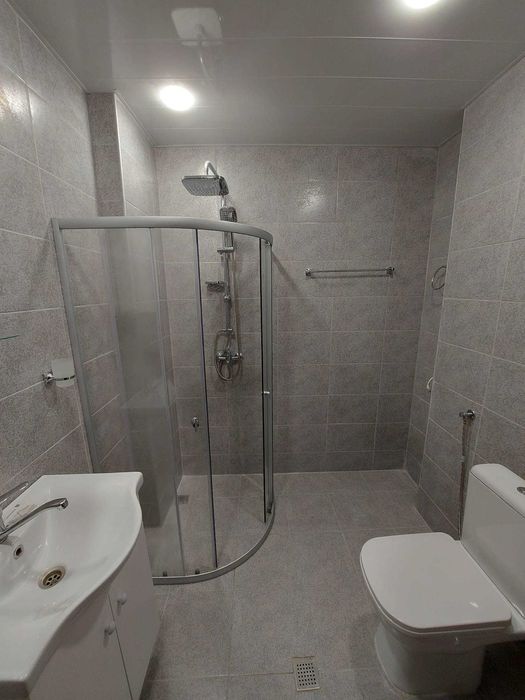 Дава се под наем Двустаен апартамент в Търговище, Център - 70 кв.м за 306 € - Снимка #12