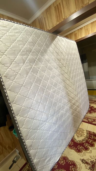 Кровать двухспальная