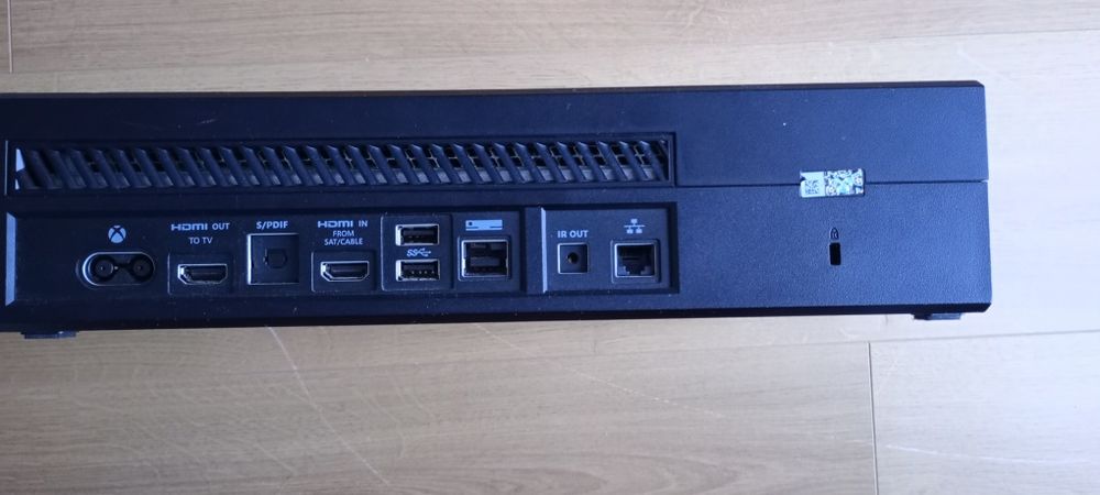 Xbox one 500gb cu multe jocuri