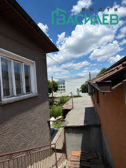 Продава КЪЩА град Перник, Ралица