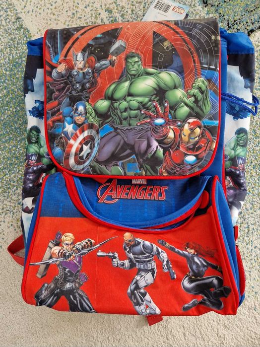 Ghiozdan ergonomic 16.5" inch Avengers pentru scoala