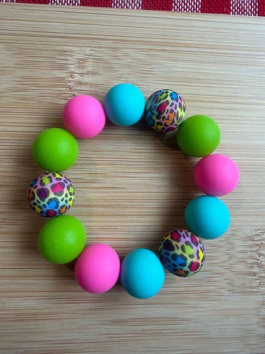 Ръчно изработена гривна