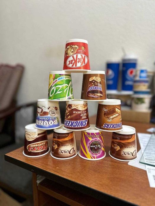 Petronas Muzqaymoq uchun qo'g'oz stakanchiklari/marojniy stakanchik