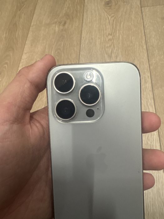 Iphone 15 pro, 256 gb, 80%