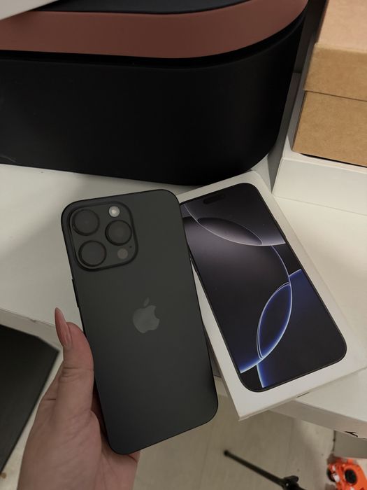 iPhone 16pro max 256gb