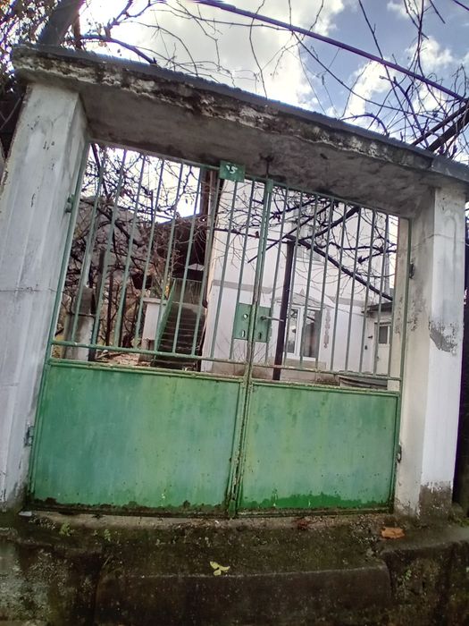 Продава се Къща в Петрич - 1700 кв.м за 39 €/кв.м - Снимка #3