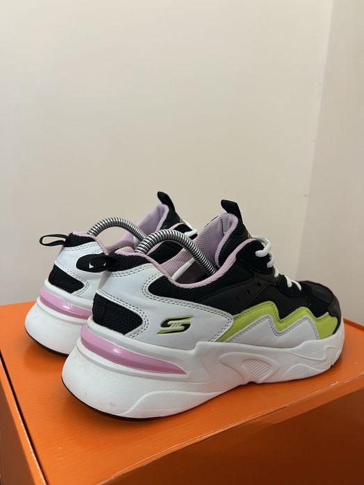 Оригинални маратонки Skechers 39 номер