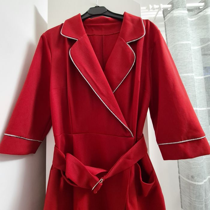 Rochie  rosie cu fir argintiu mar 40/42