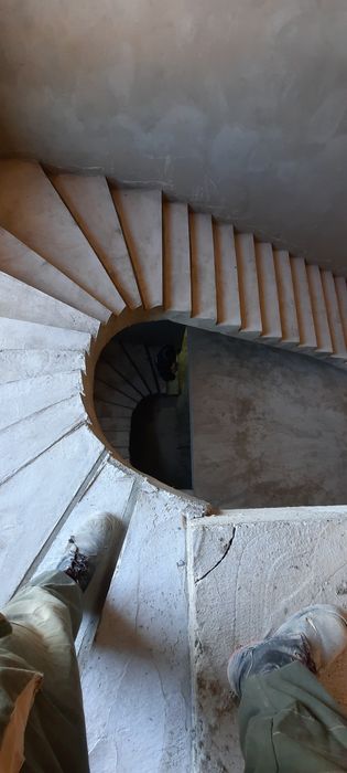 Лестница Бетонный, бассейн, фонтан,мини парк жасаймыз. Стяжка құйямыз ...