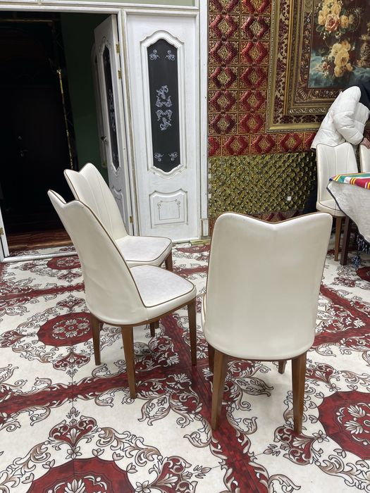 Срочно продам стулья