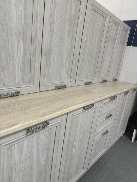 Кухонный гарнитур новый 1.8 м.