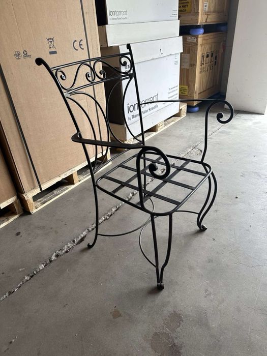 14бр Столове от ковано желязо в отлично състояние!