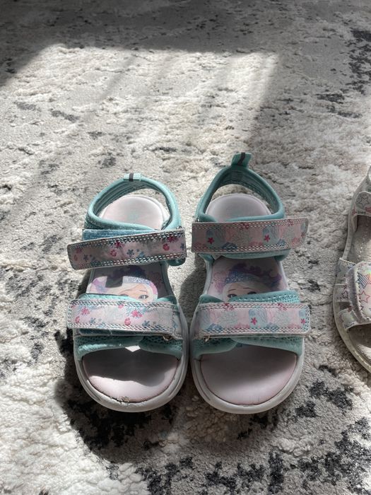 Кеды, сандали 27 рр
