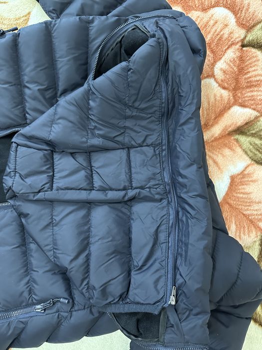 Продается теплая куртка б/у для мальчика