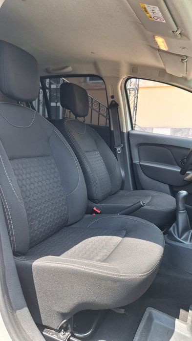Dacia Sandero / 1.2 Benzină