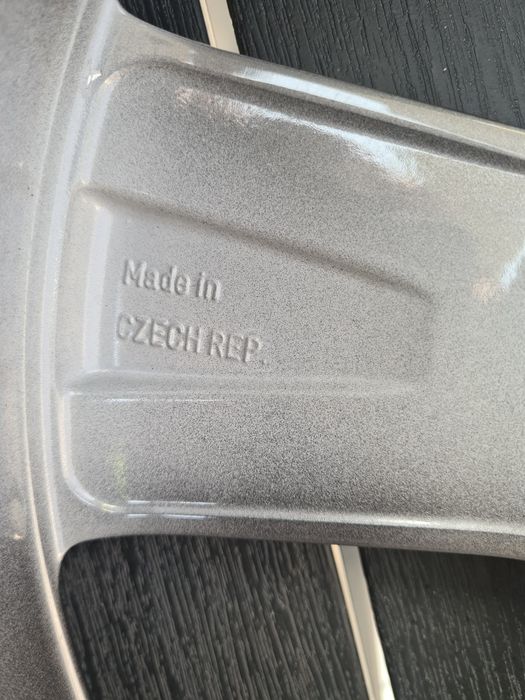 Оригинални Джанти Мерцедес C-Klasse W205-17 цола