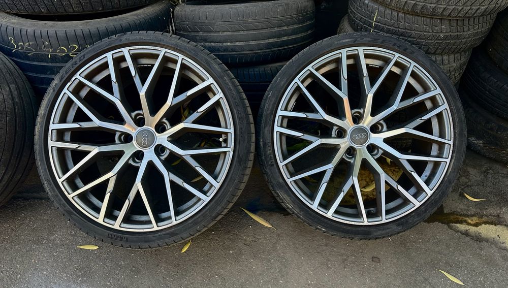 Jante + anvelope Audi R8 design 275/30/21 in stare buna