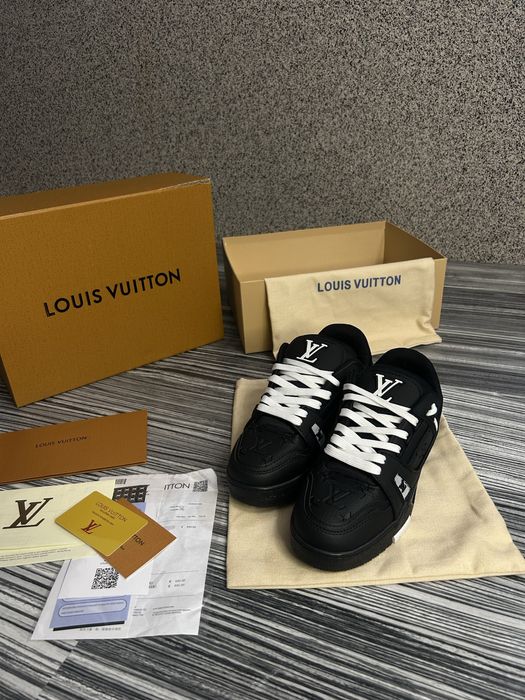 Adidasi Loui Vuitton Trainer negrii sneakers barbati LV marimea 40