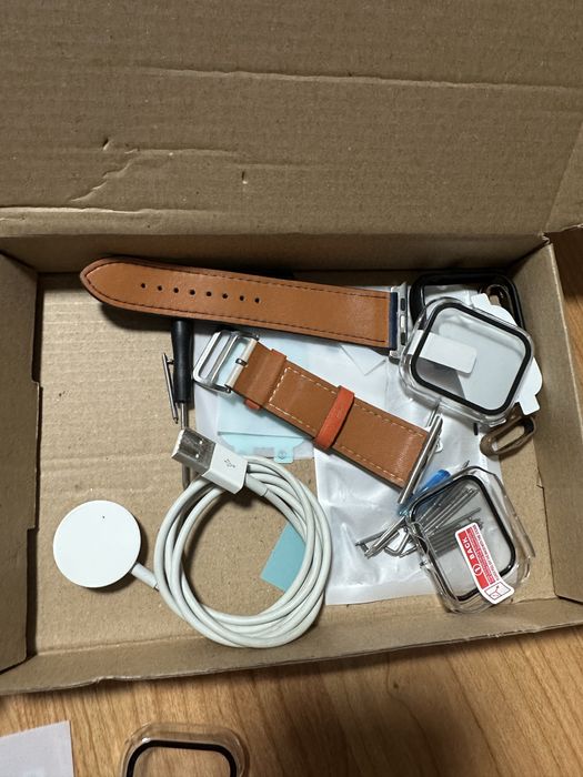 Apple watch seria 7 baterie 90%