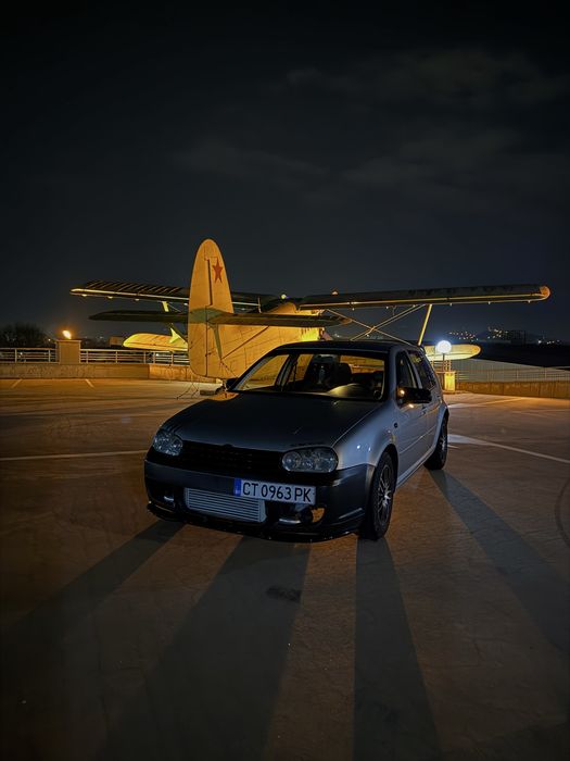 Продавам голф 4 1.9 ТДИ