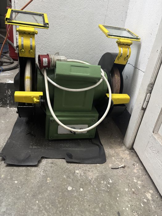 Polizor de banc PD300