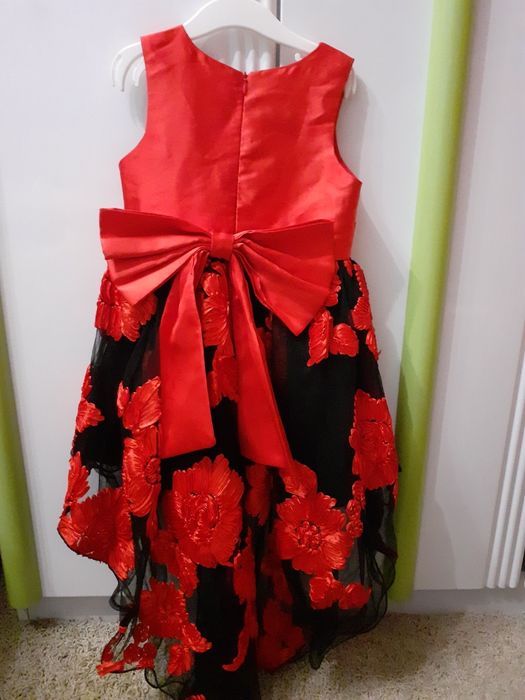 Официални рокли 5-6 год и Детски ски гащеризон Mayoral