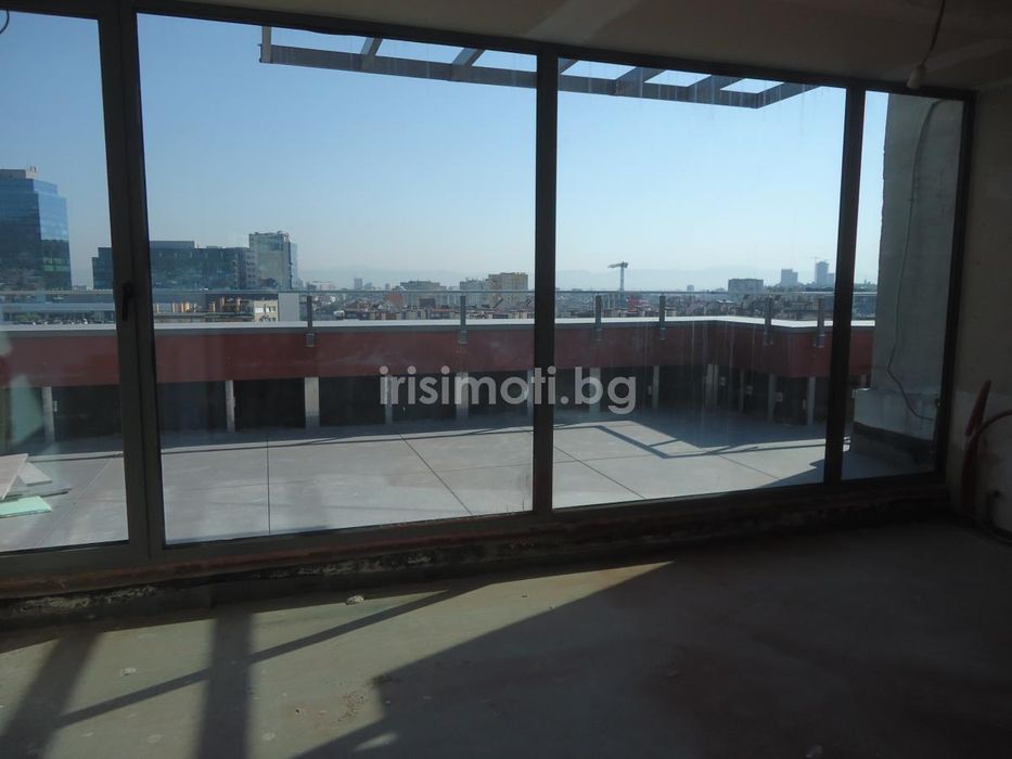 Продава се Многостаен апартамент в София, Манастирски ливади - 292 кв.м за 3548 €/кв.м - Снимка #2