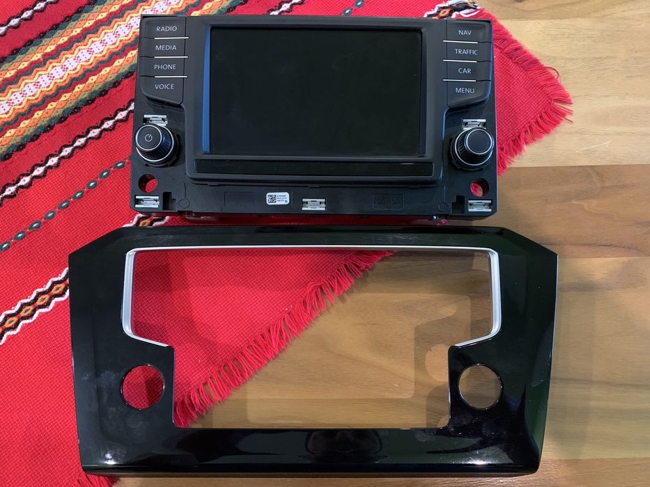 Дисплей Пасат Б8